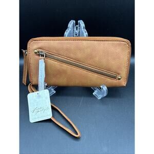 FREE PEOPLE - Brown Tan Distressed Vegan Wallet New w/ Tags MSRP $58 Authentic